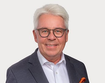 Prof. Dr. Gerd-Dietrich Schmidt | SRH Fernhochschule