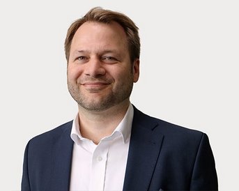 Prof. Dr. Simon A. Fischer | SRH Fernhochschule SRH Fernhochschule | Prof. Dr. Simon A. Fischer