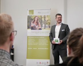 AOK Rheinland-Pfalz/Saarland und die SRH Fernhochschule | Pressemitteilung SRH Fernhochschule