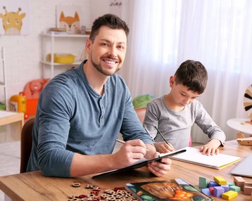 Master Fernstudium Kinder- und Jugendpsychologie | SRH Fernhochschule Fernstudium Master Kinder- und Jugendpsychologie | SRH Fernhochschule